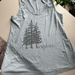 Kavio Gray Relaxed Graphic Tank Top